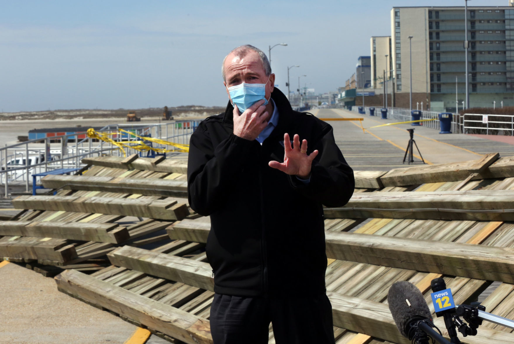 Murphy tours Wildwood Boardwalk